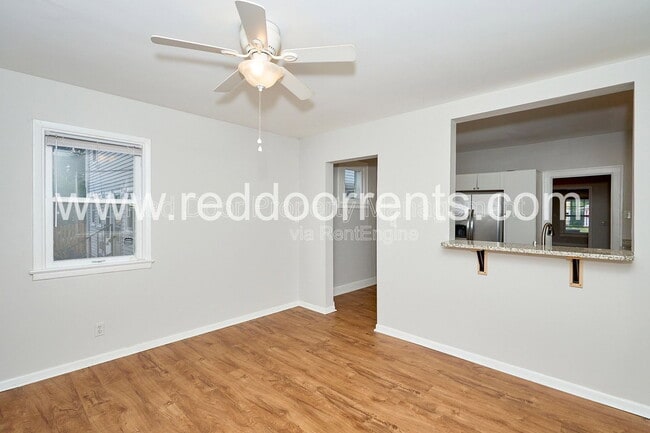 Building Photo - 4704 N College Ave