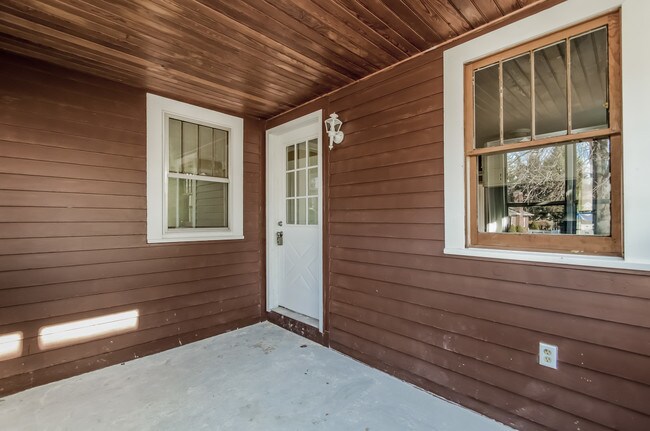 Building Photo - 1144 California St NW