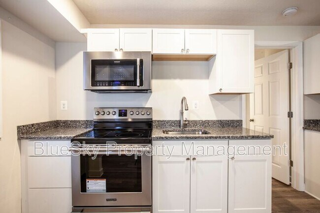 Building Photo - 614 Rock Creek Road