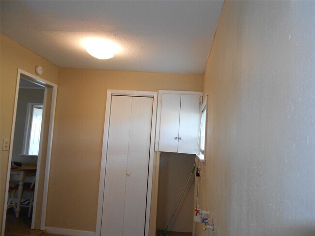 Building Photo - 2625 Texas Ave