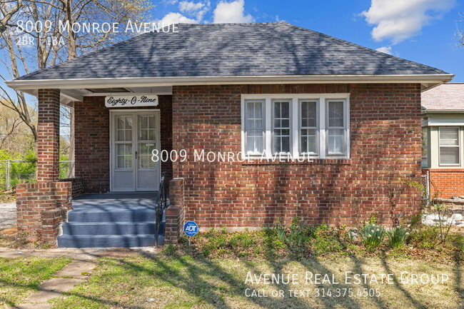 Primary Photo - 8009 Monroe Ave