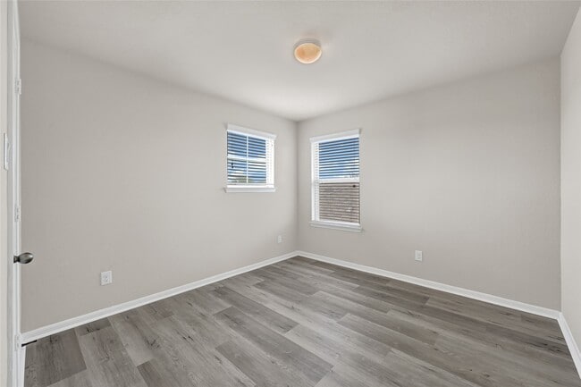 Building Photo - 29115 Jacobs River Dr
