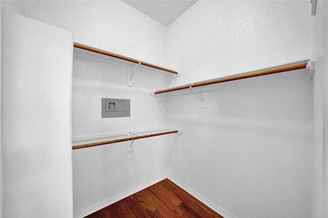 Building Photo - 1806 Rock Spring Ct