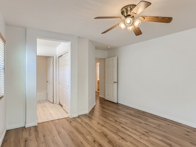 Building Photo - 8278 Annual Ridge St