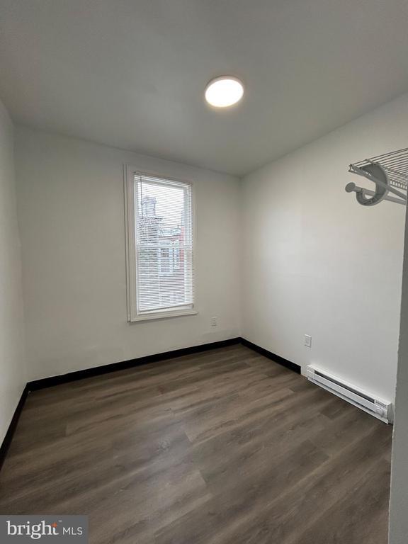 Building Photo - 2736 N Croskey St