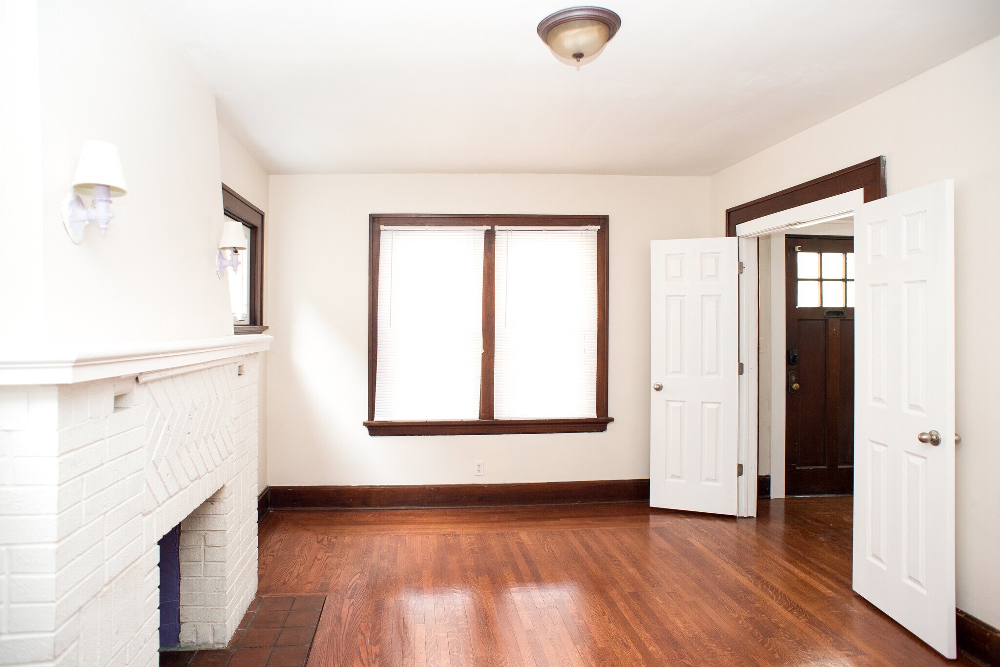 Building Photo - 2350 Chickasaw St