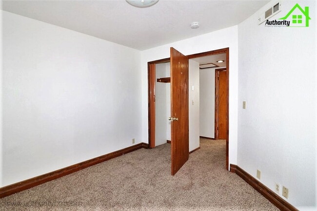 Building Photo - 3194 Veda St