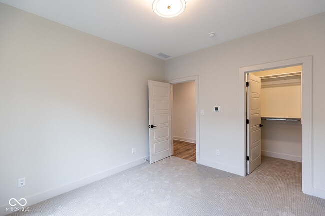 Building Photo - 871 Rosemary Gdns