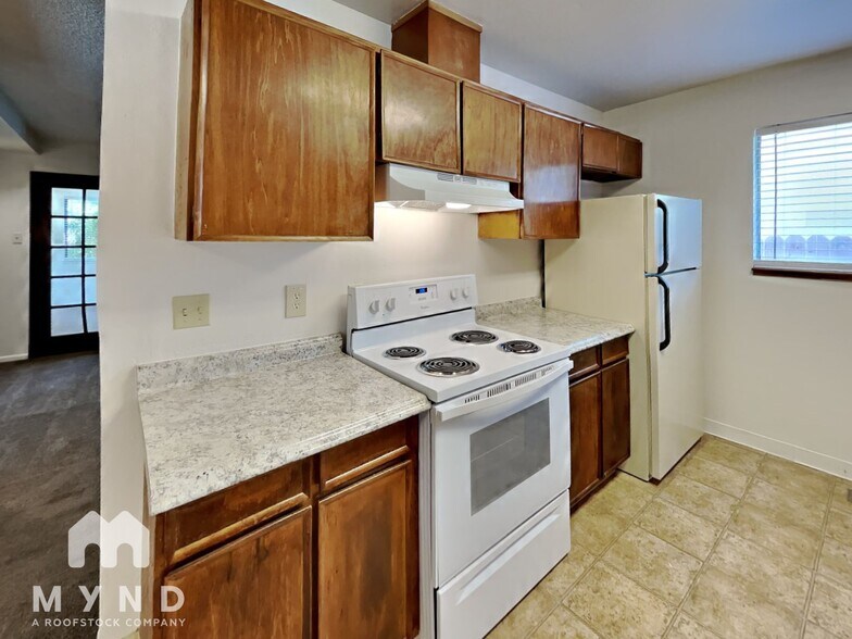 Building Photo - 2910 Apollo Way