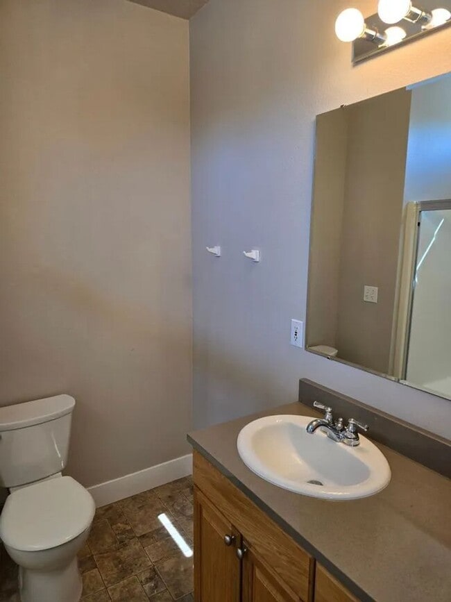 Building Photo - 2132 Marlow Ln