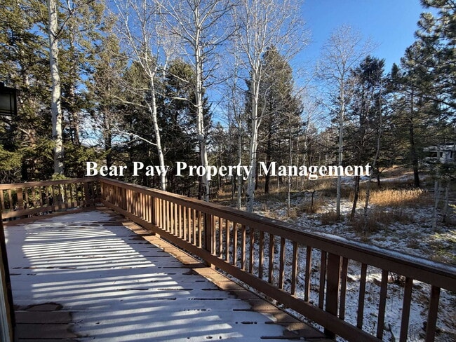 Building Photo - Two bedroom, two bath Bailey Beauty!