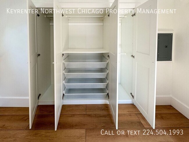 Building Photo - 332 N Smith St