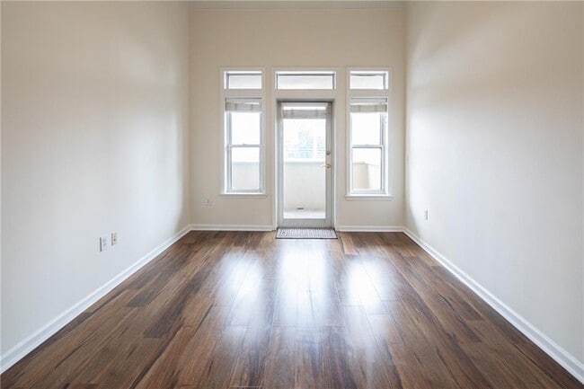 Building Photo - 3334 Peachtree Rd NE