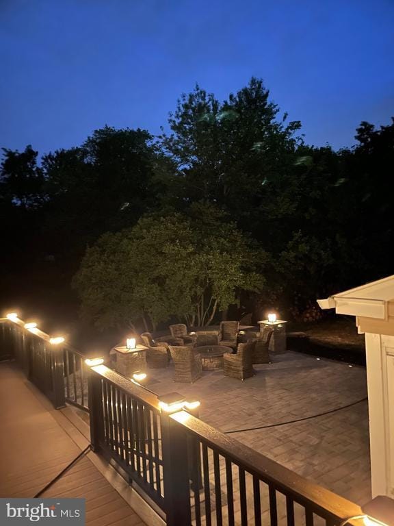 Building Photo - 1104 Dunvegan Rd