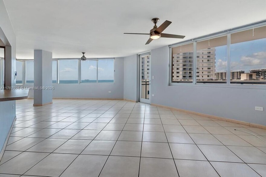 Building Photo - 7135 Collins Ave