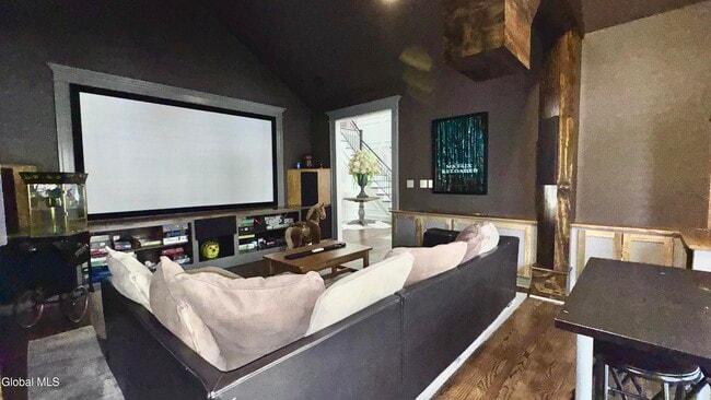 Building Photo - 9 Oakbrook Blvd