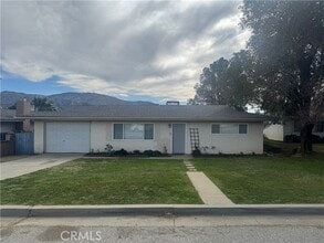 Building Photo - 2062 W Lincoln St