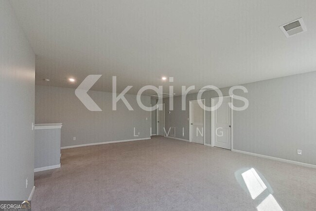 Building Photo - 633 Canal St