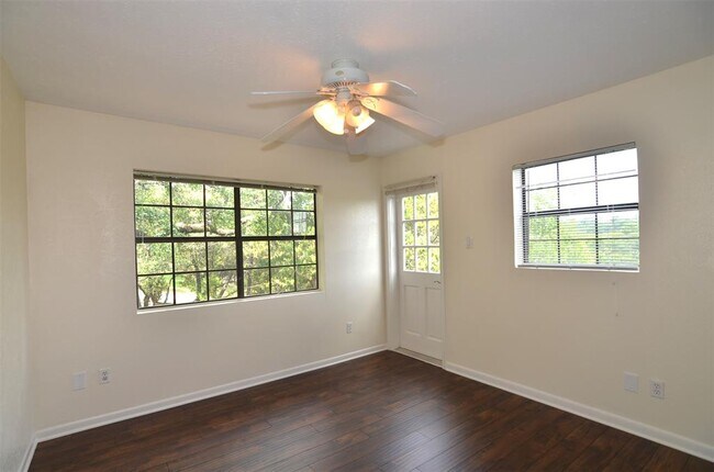 Building Photo - 4714 David Thomas Rd