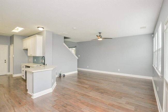 Building Photo - 8755 Thistlemoor Ln