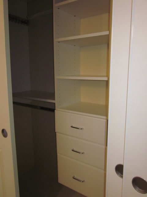 Building Photo - LA JOLLA - 2 Br + Den, Private End Unit To...