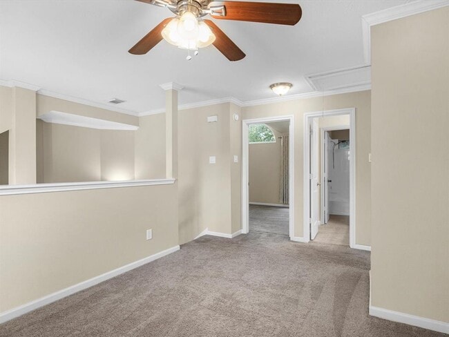 Building Photo - 9707 Green Valley Ln