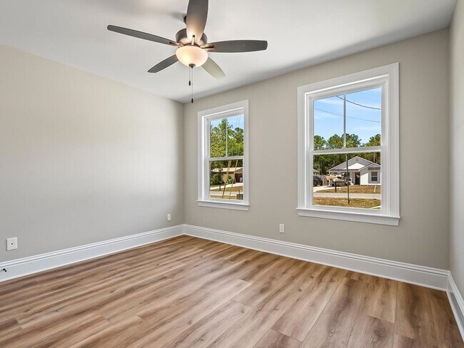 Building Photo - Fresh Start? Check Out This 3BR Beauty for $1650!