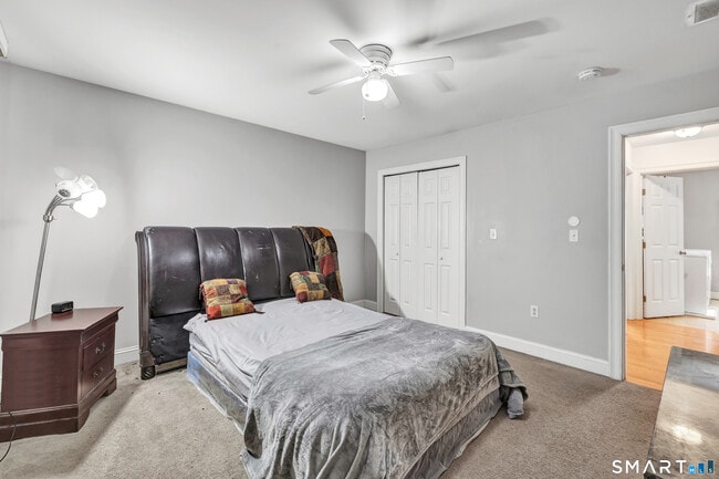 Building Photo - 240 Highland Ave