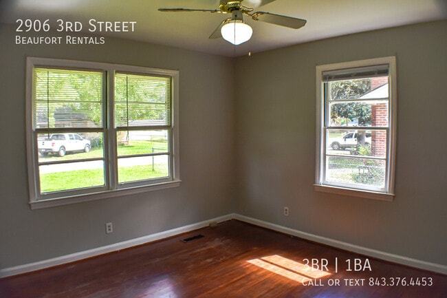 Building Photo - 2906 3rd St