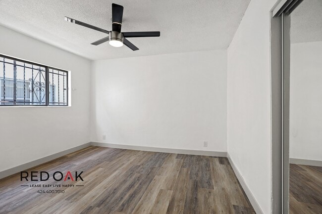 Building Photo - 1965 S Garth Ave