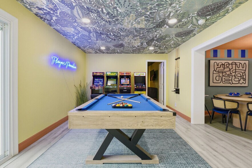 Building Photo - 507 Shore Dr