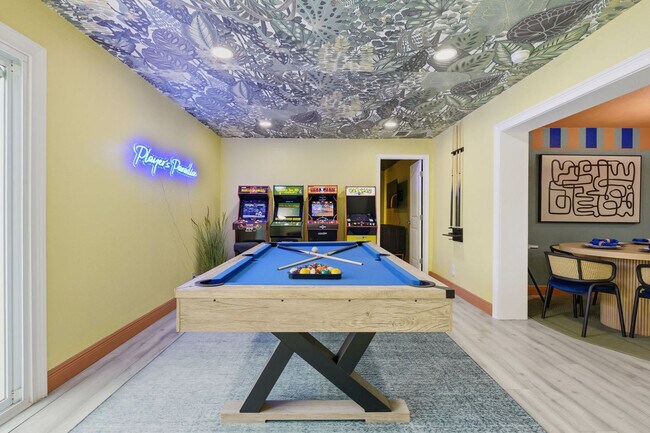 Building Photo - 507 Shore Dr