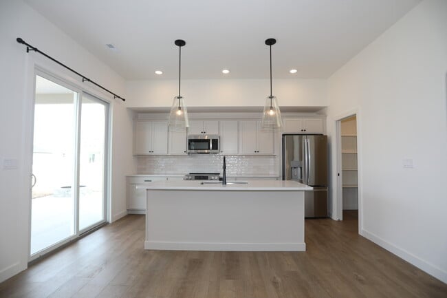 Building Photo - 4609 Chambers Bay Dr