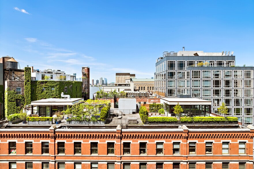 Building Photo - 505 Greenwich St