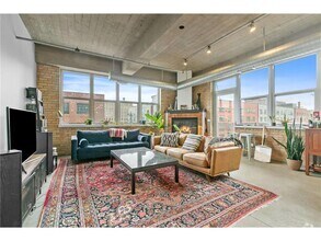 Building Photo - 901 N 3rd St