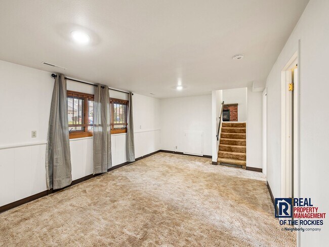 Building Photo - Cozy 3-Bed, 2-Bath Home with Fireplace, & ...