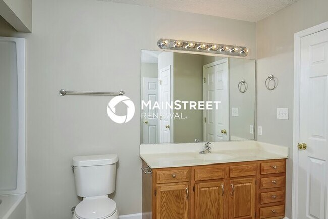 Building Photo - 3 Bedroom Pet-Friendly Home in Clemmons, N...