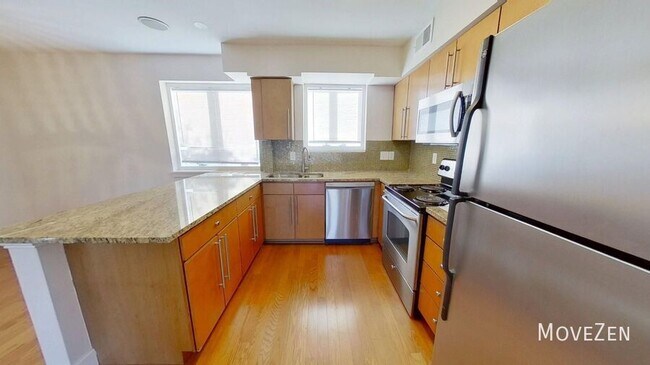 Building Photo - 2425 Vail Ave