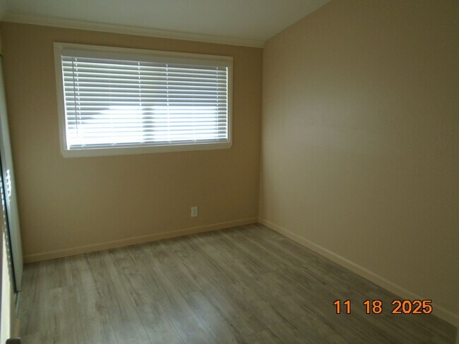 Building Photo - Lovely East Lancaster 3 Bedroom Home