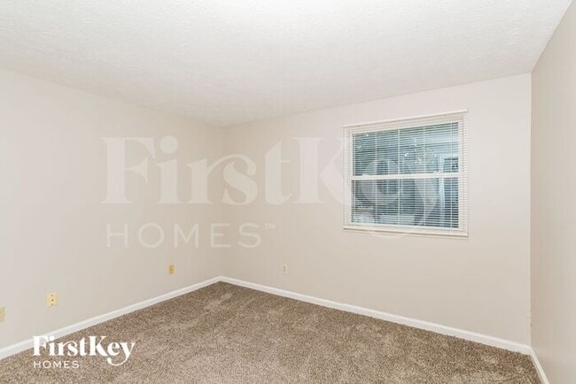 Building Photo - 1458 Summe Dr