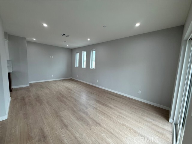 Building Photo - 4432 S Centinela Ave