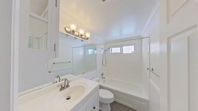 Building Photo - 9092 Brabham Dr