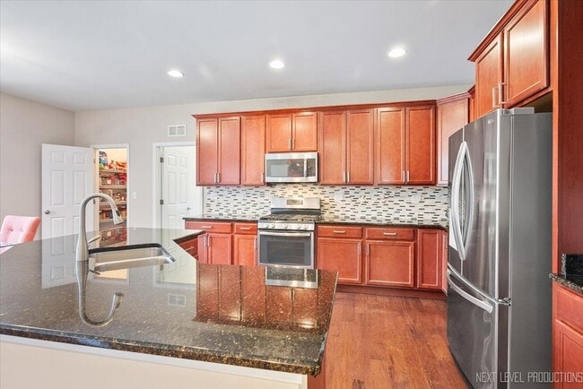 Building Photo - 73 W Illinois Ave