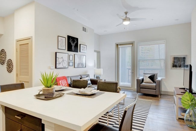 Building Photo - The Degree