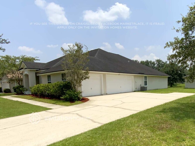 Building Photo - 11121 Apple Blossom Trail W
