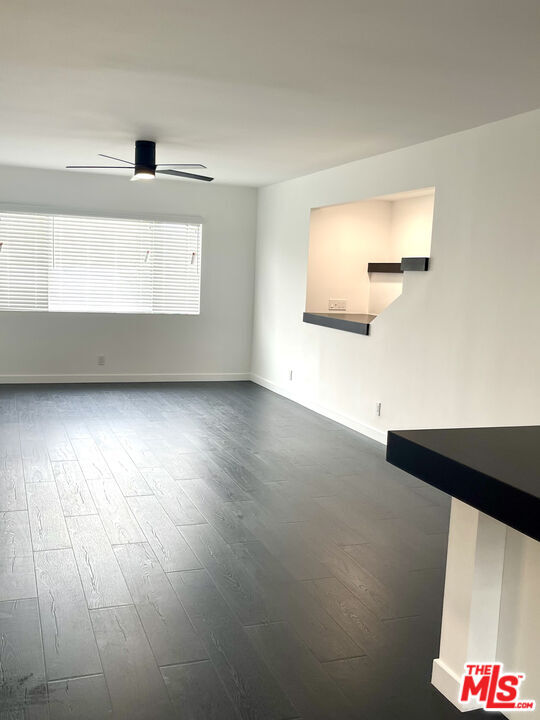 Building Photo - 525 Broadway St