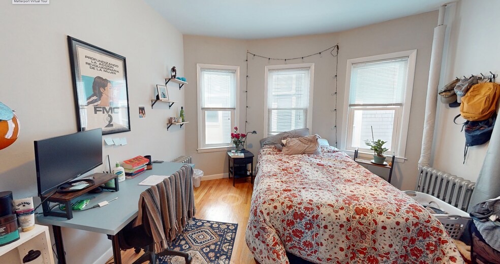 Building Photo - 23 Tufts St