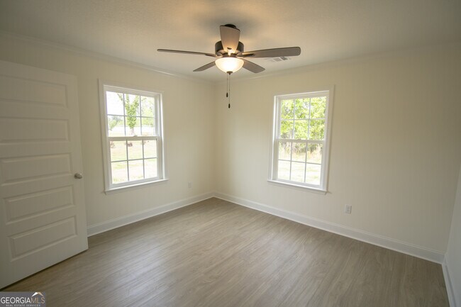 Building Photo - 101 Enclave Ct