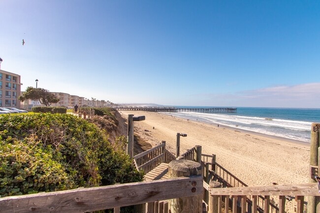 Building Photo - Charming 1 Bed/1 Bath - Just One Block from the Ocean in North Pacific Beach!