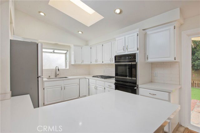 Building Photo - 6719 Sale Ave